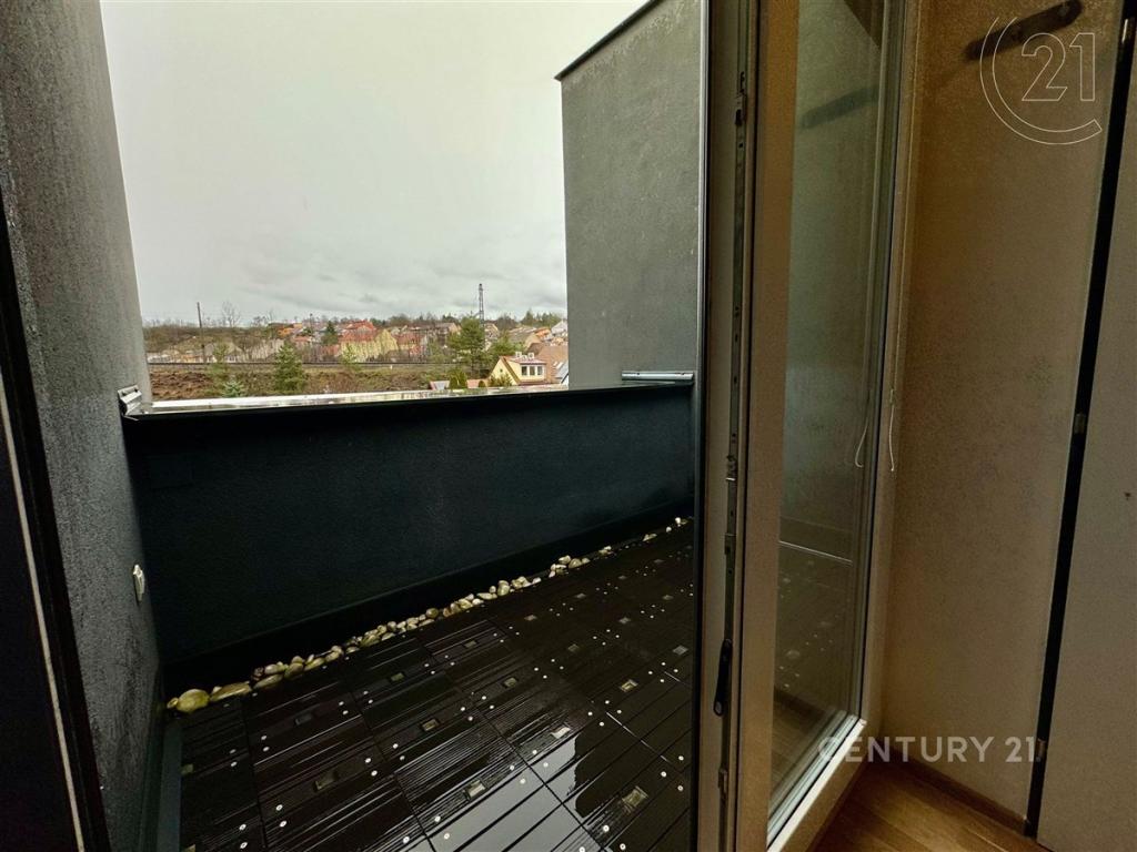 Pronájem bytu 3+kk 74 m2