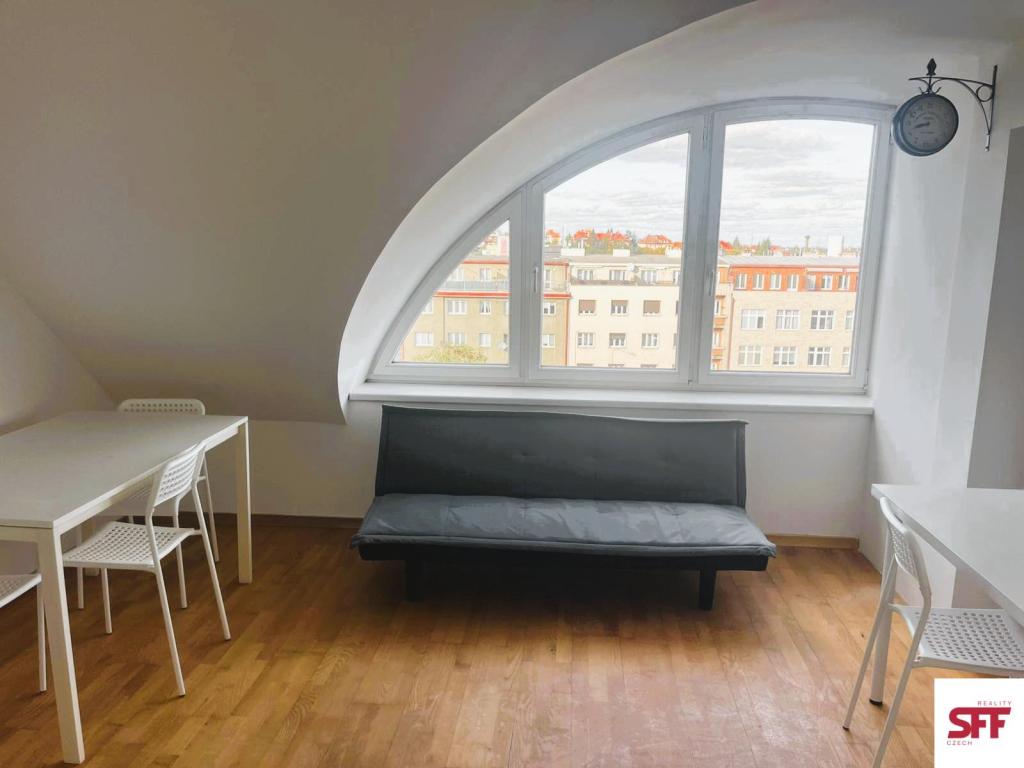 Pronájem bytu 2+kk 37 m2