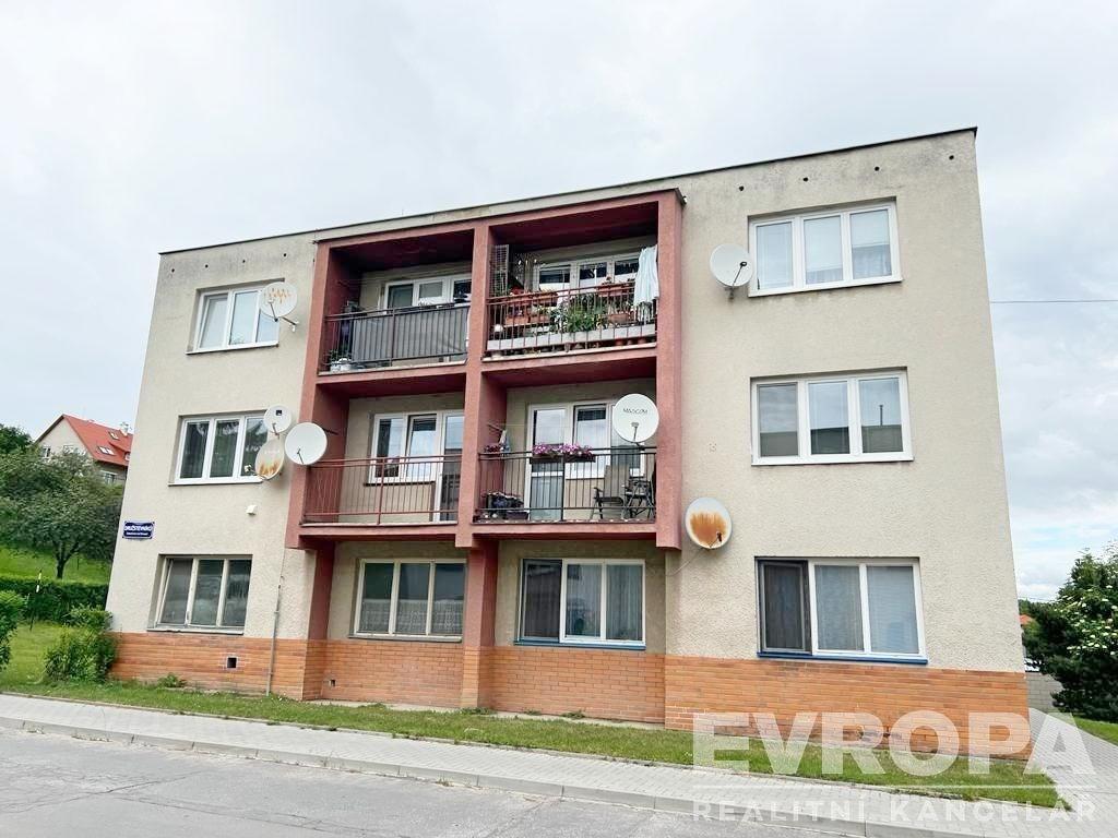 Pronájem bytu 1+kk 39 m2, Želechovice nad Dřevnicí – náhled fotky 14