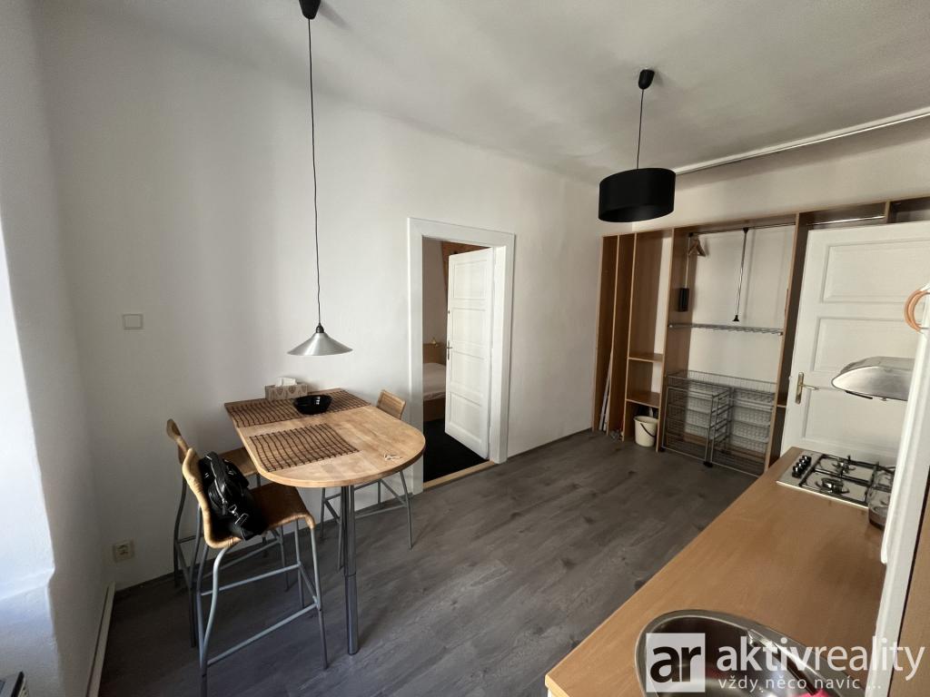 Pronájem bytu 2+kk 42 m2