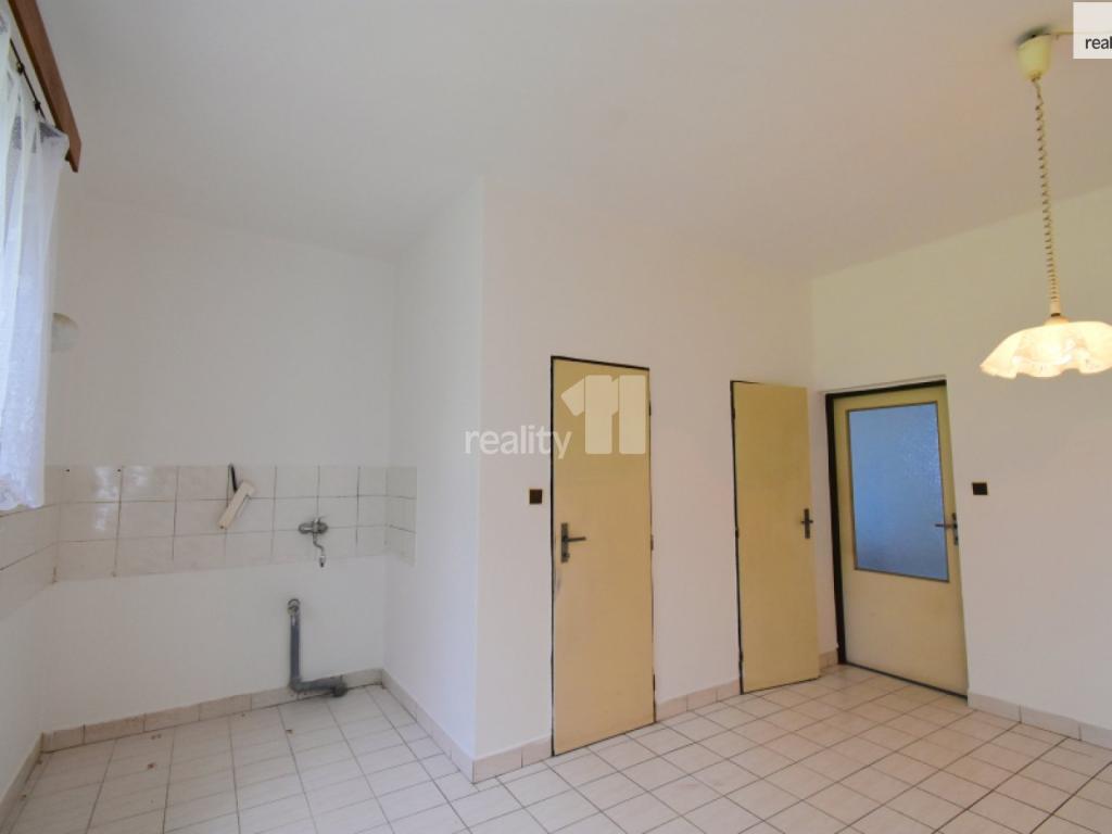 Prodej domu 1910 m2, Pardubice – náhled fotky 8