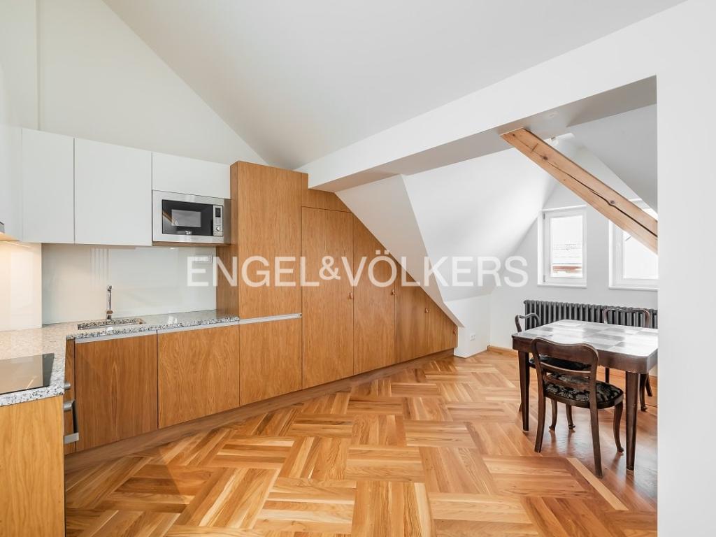 Pronájem bytu 2+kk 86 m2