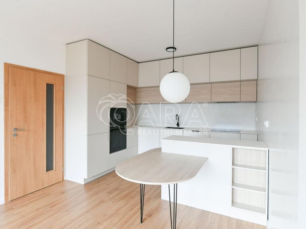Pronájem bytu 3+kk 73 m2