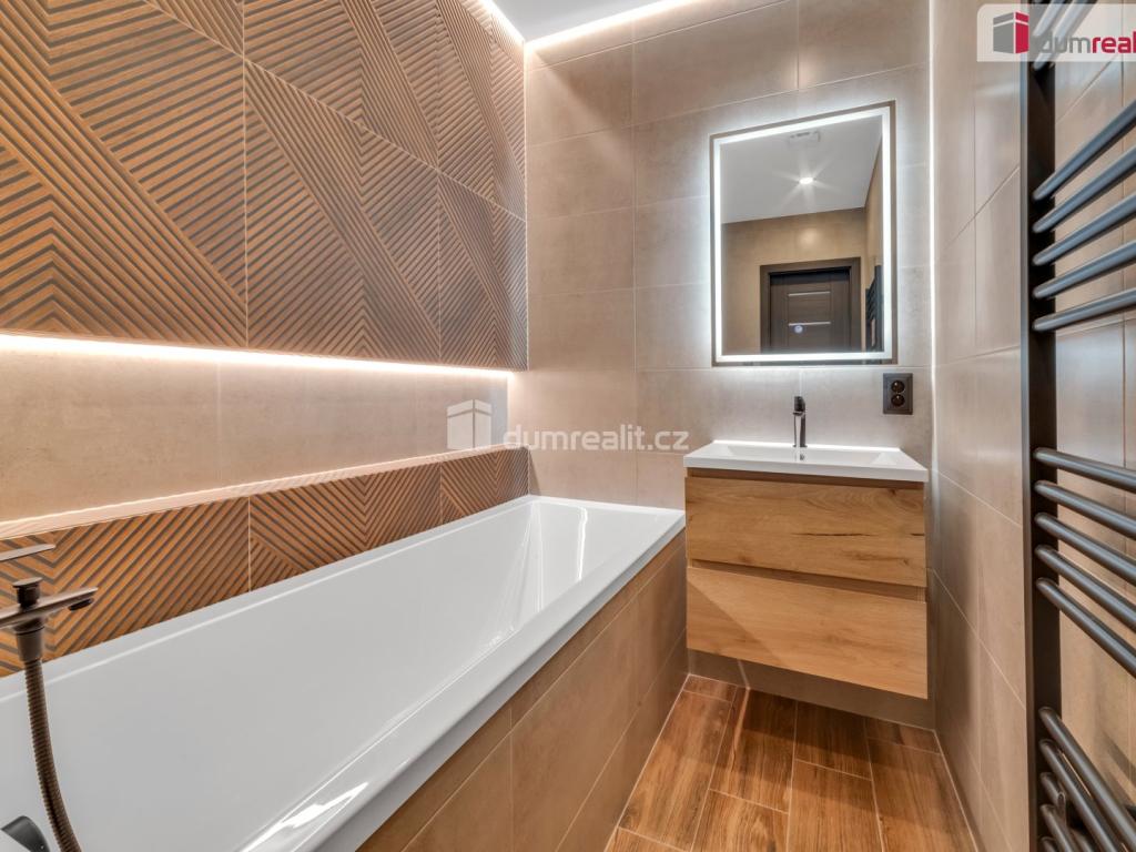 Prodej bytu 4+1 82 m2, Sokolov – náhled fotky 3