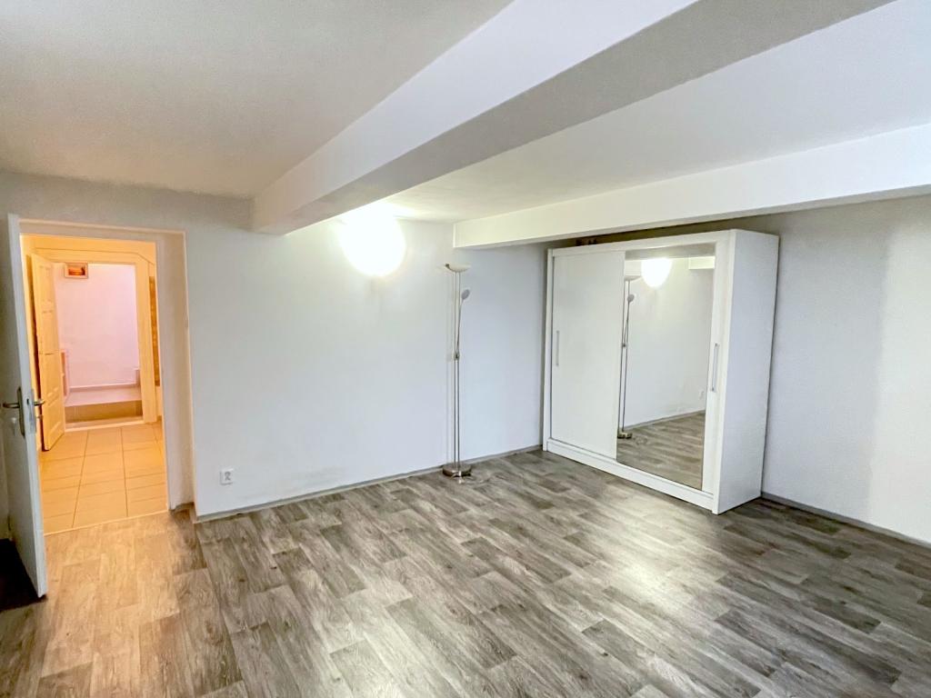 Pronájem bytu 1+1 50 m2