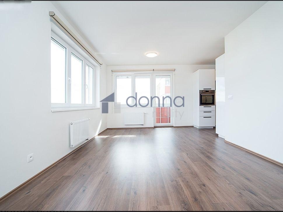Pronájem bytu 4+kk 85 m2