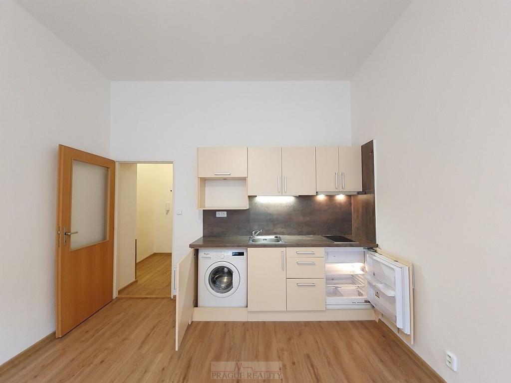 Pronájem bytu 1+kk 27 m2