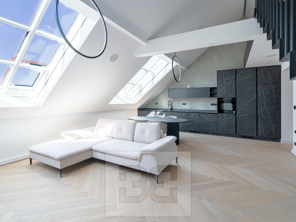 Pronájem bytu 4+kk 183 m2