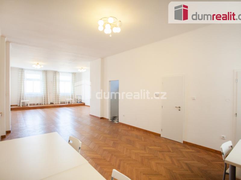 Pronájem 1+1, České Budějovice - nám. Přemysla