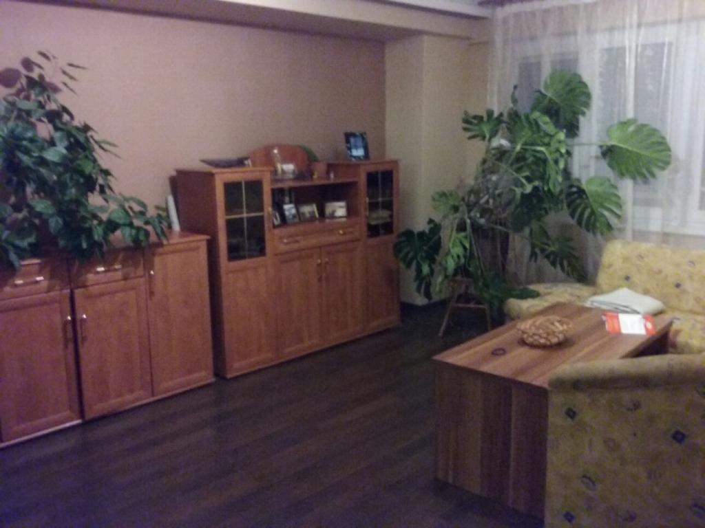 Spolubydleni bytu celý pokoj 65 m2