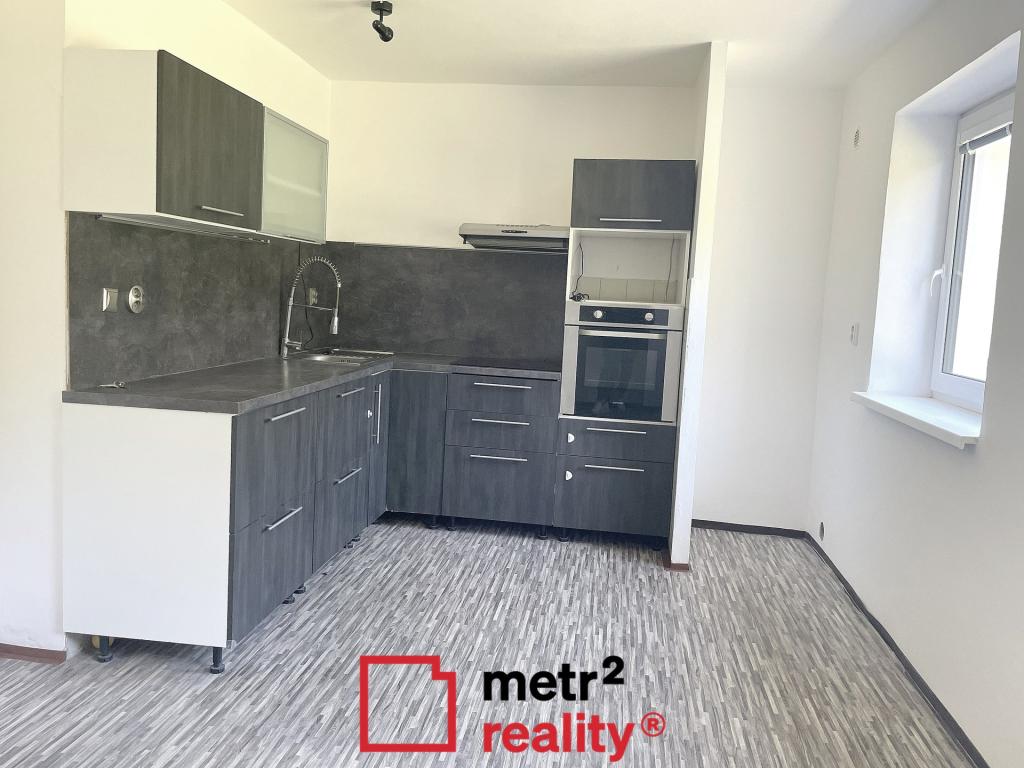 Pronájem bytu 1+1 40 m2