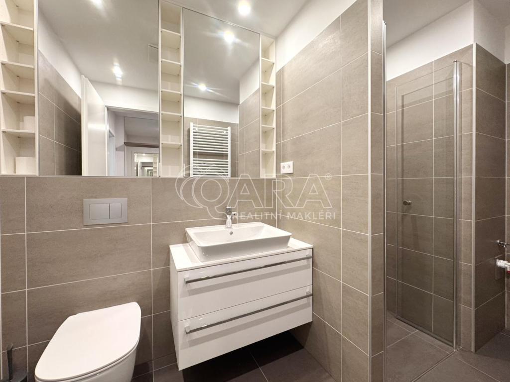 Pronájem bytu 2+kk 53 m2, Praha – náhled fotky 5
