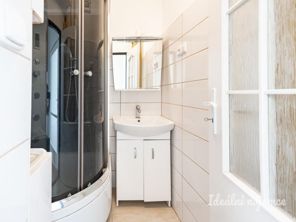 Pronájem bytu 2+1 69 m2