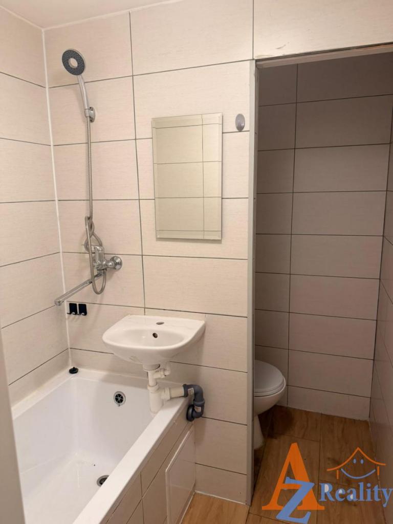 Pronájem bytu 1+1 37 m2