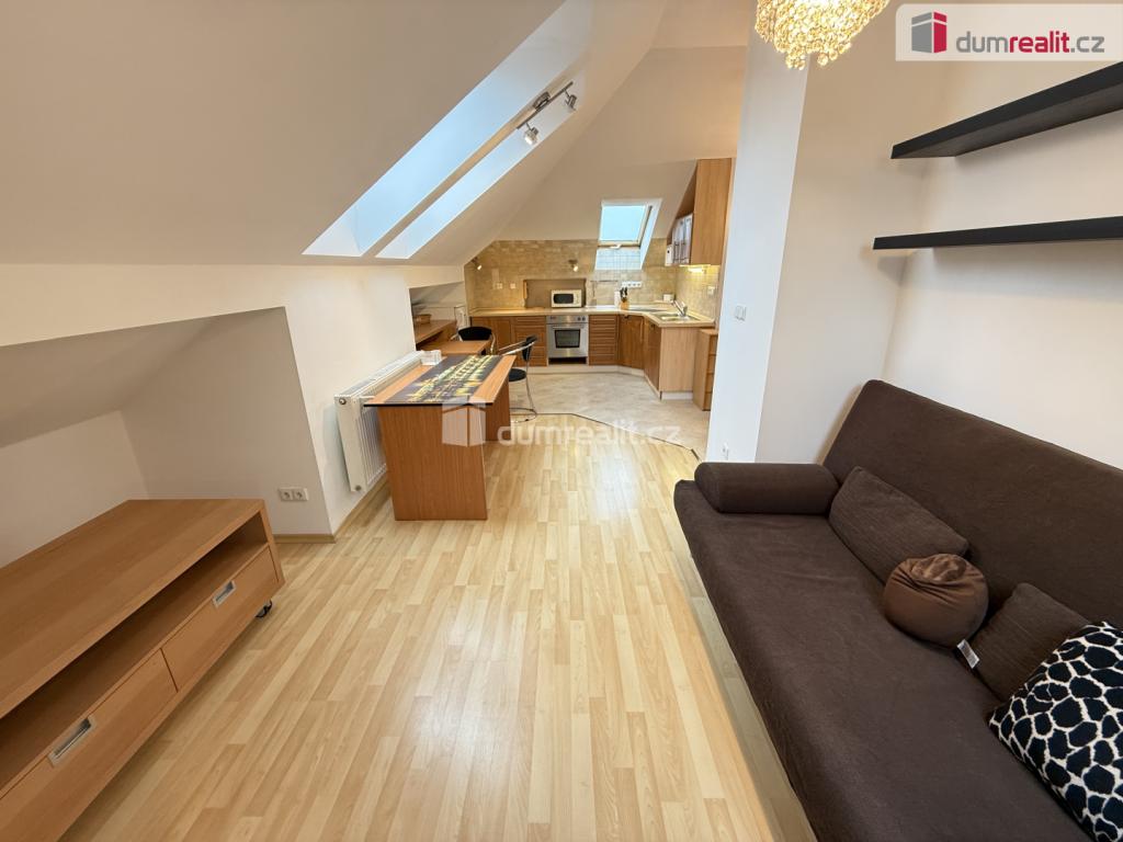 Pronájem bytu 2+kk 54 m2