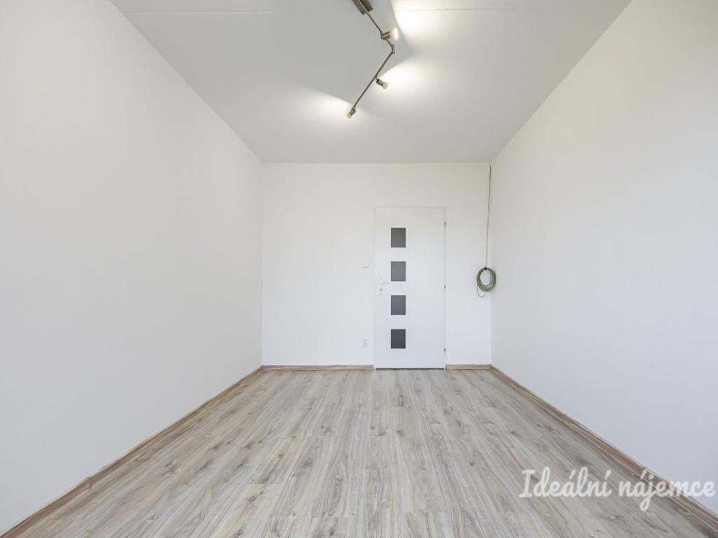 Pronájem bytu 3+kk 72 m2, Praha – náhled fotky 9