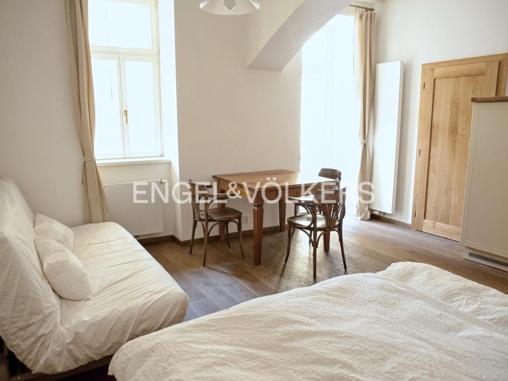 Pronájem bytu 1+kk 32 m2