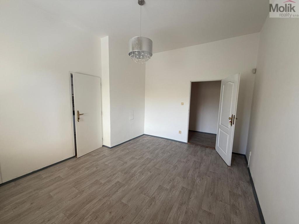 Pronájem bytu 3+1 80 m2