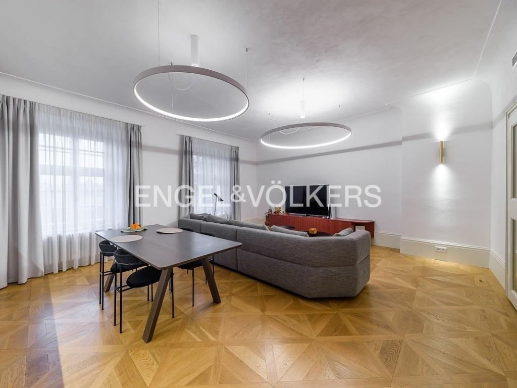 Pronájem bytu 2+kk 72 m2