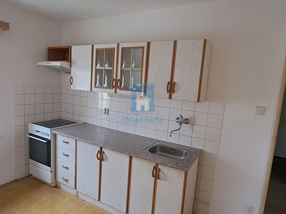 Pronájem bytu 1+1 42 m2