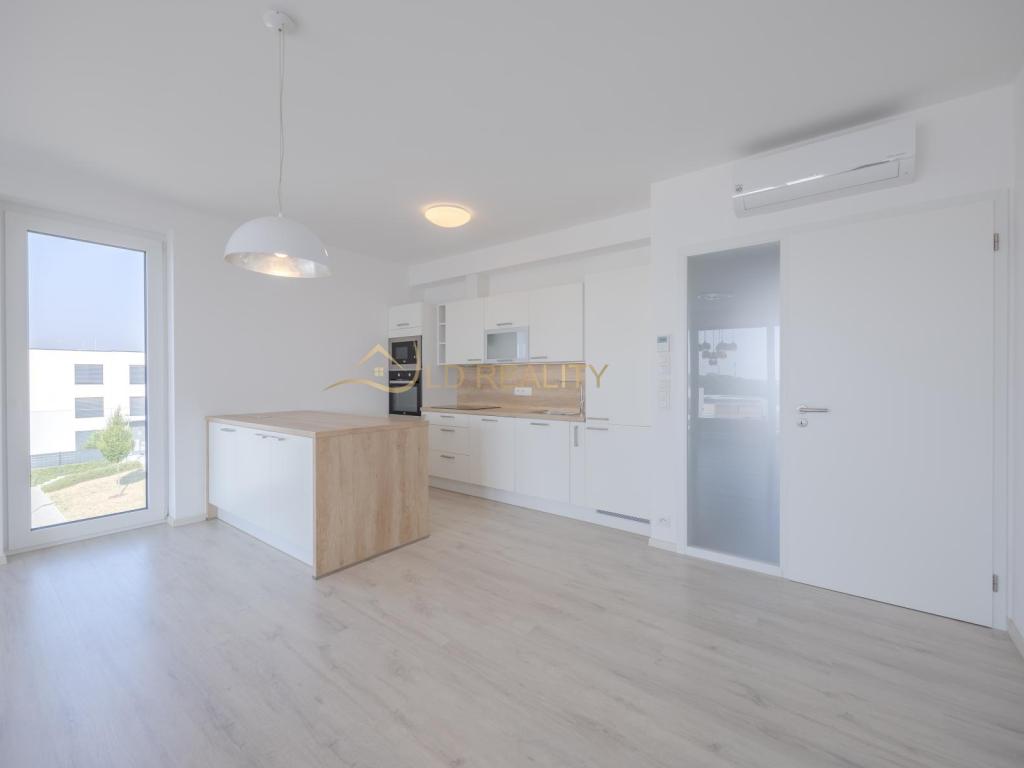 Pronájem bytu 3+kk 108 m2