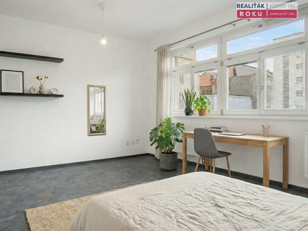 Pronájem bytu 2+kk 42 m2