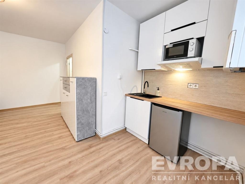Pronájem bytu 1+kk 23 m2