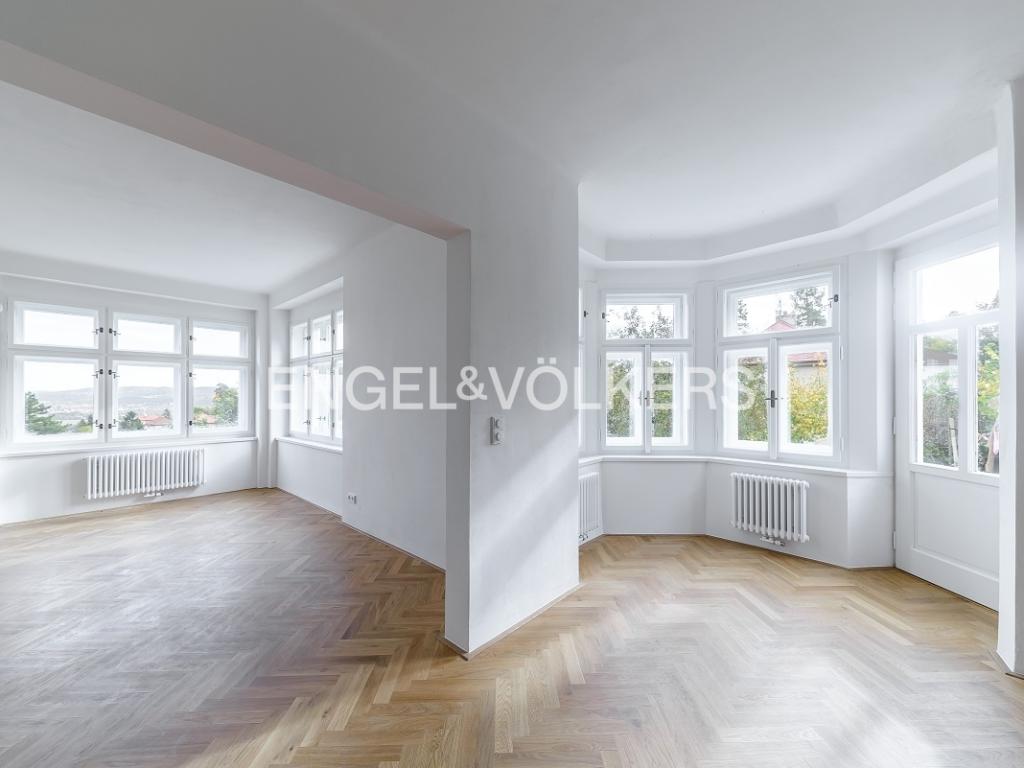 Pronájem domu 356 m2