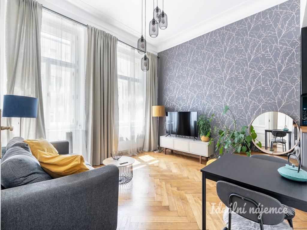 Pronájem bytu 2+kk 33 m2