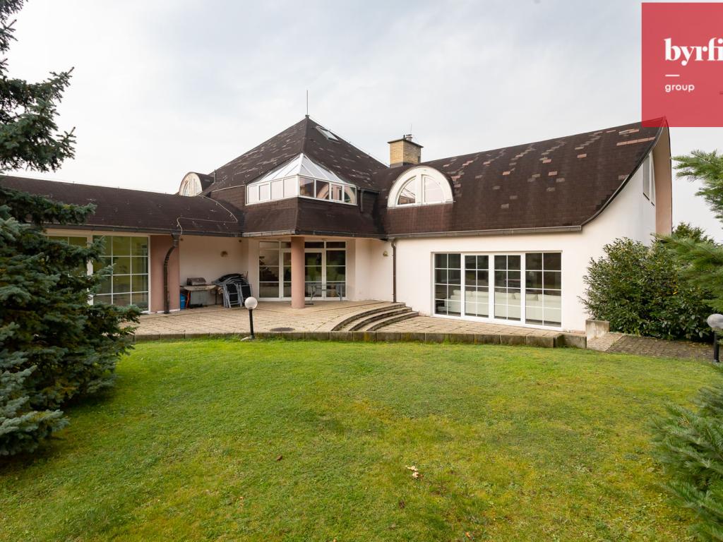 fivePlusRooms, Krnov - Horní, 1 Kč, 602 m2
