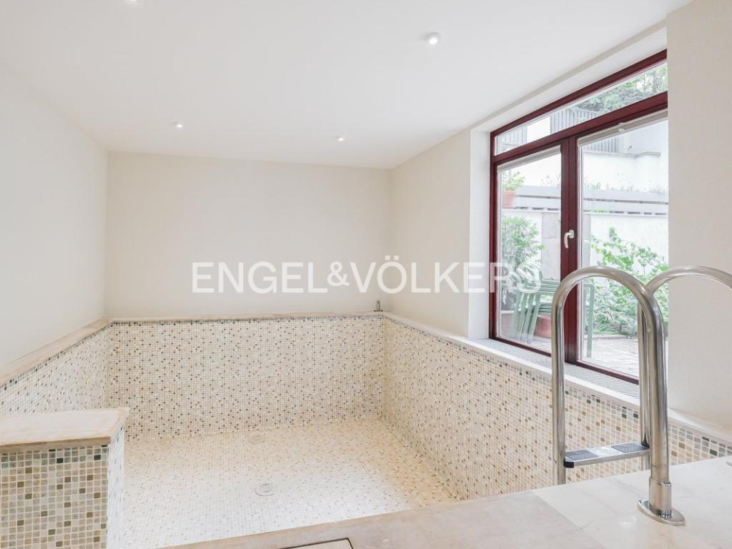 Pronájem domu 351 m2, Praha – náhled fotky 20