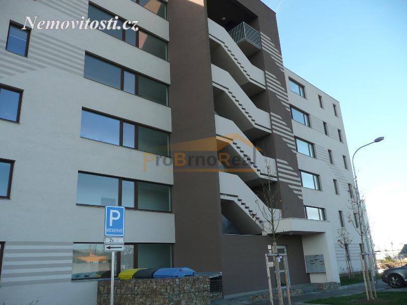 Pronajem bytu garsonka 43 m2