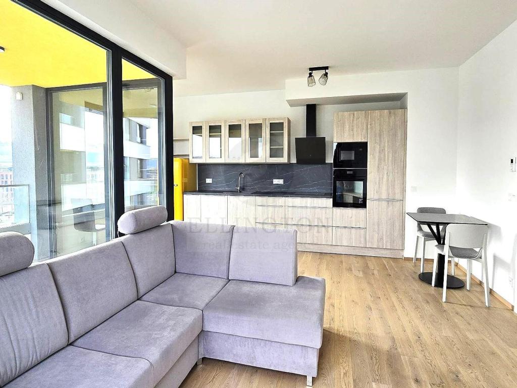 Pronájem bytu 2+kk 54 m2