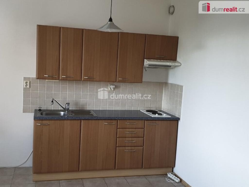 Pronájem bytu 1+kk 27 m2, Praha – náhled fotky 2