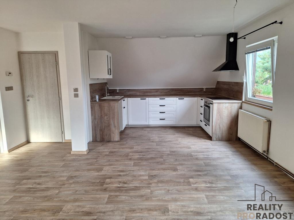 Pronájem bytu 3+kk 83 m2