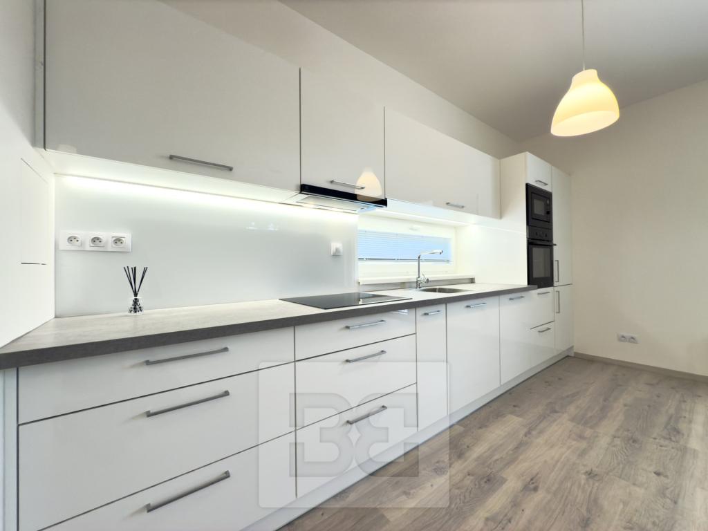 Pronájem bytu 2+kk 56 m2