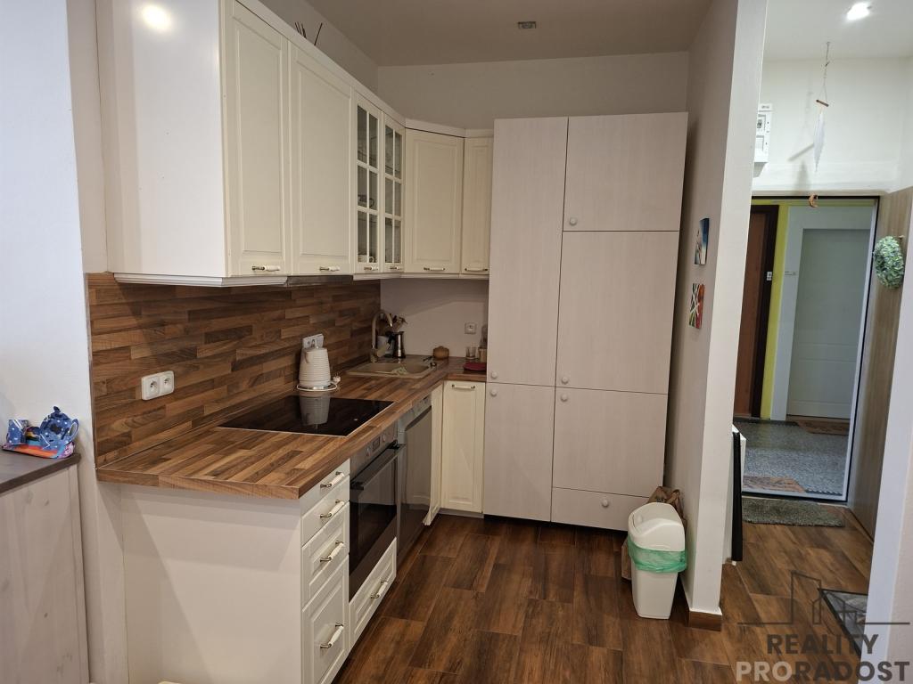 Pronájem bytu 2+kk 60 m2