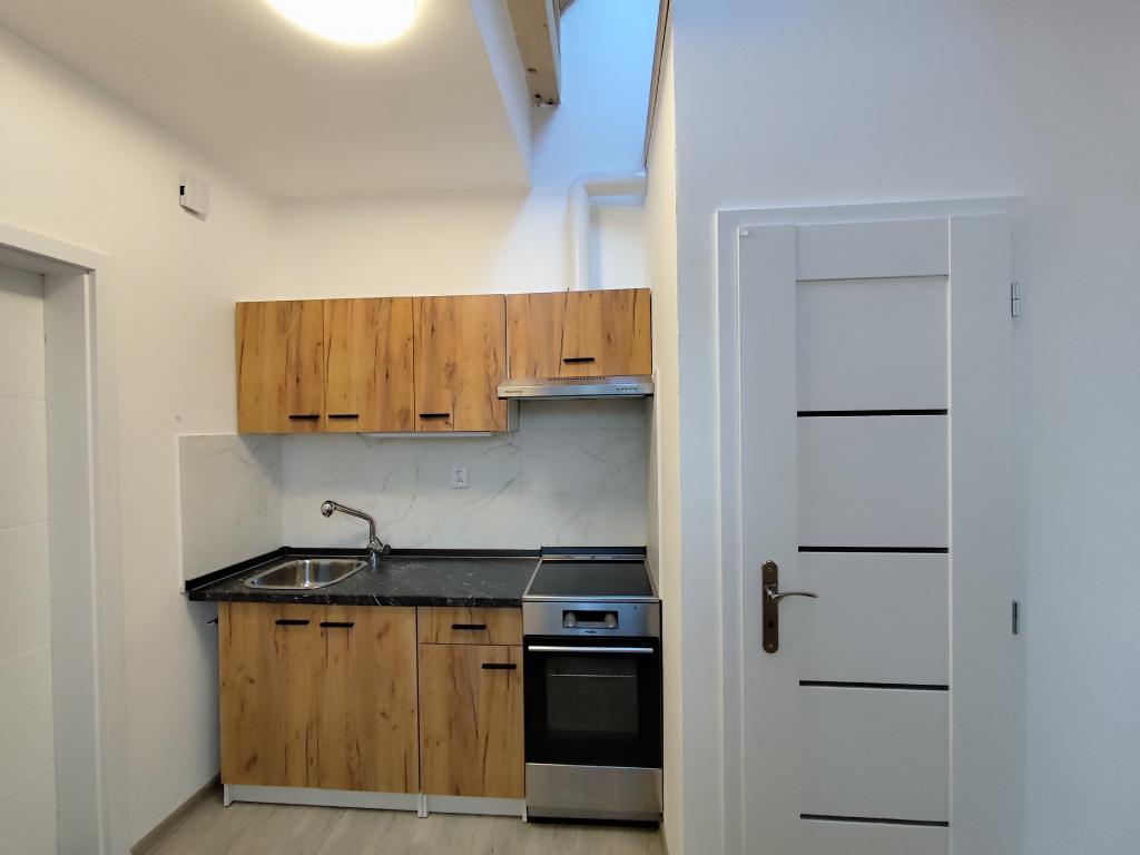 Pronájem bytu 1+1 20 m2
