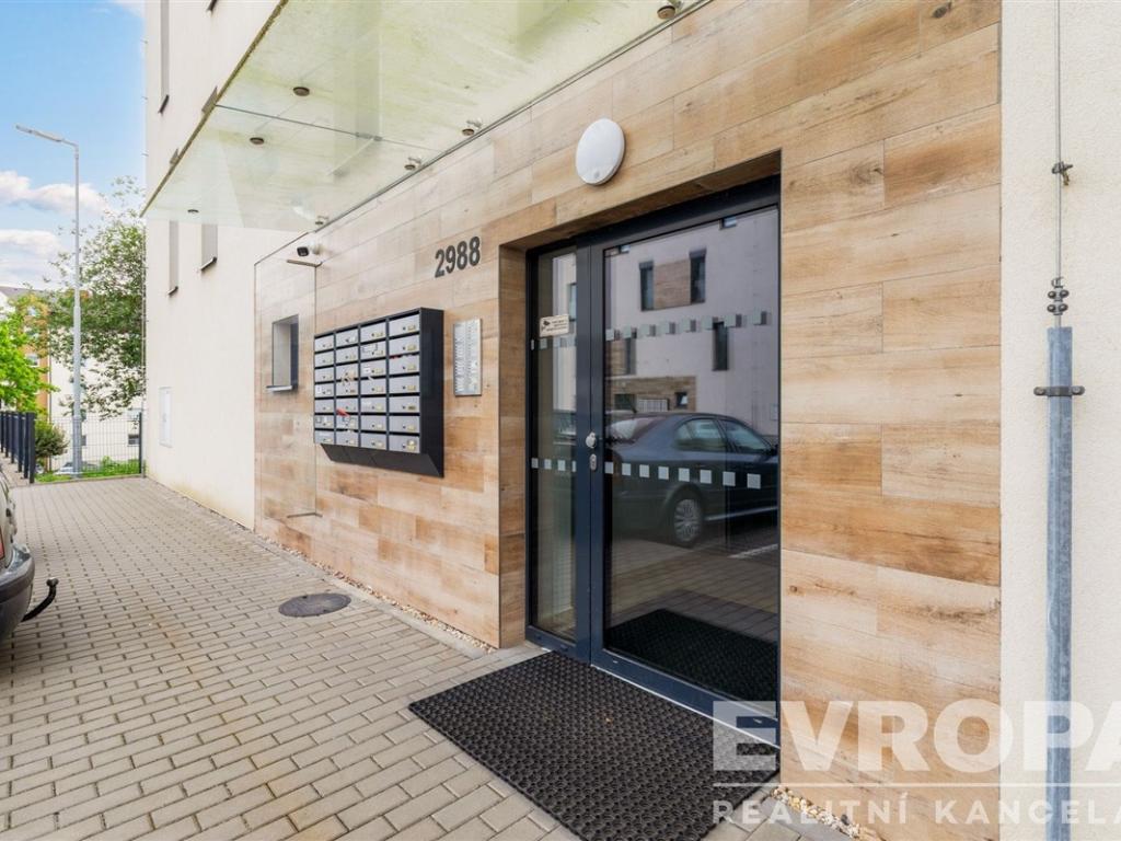 Pronájem bytu 3+kk 82 m2, Havlíčkův Brod – náhled fotky 13
