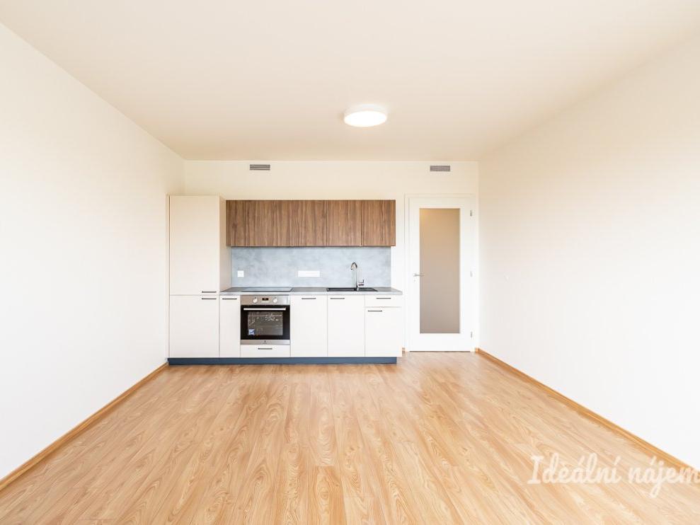 Pronájem bytu 1+kk 34 m2