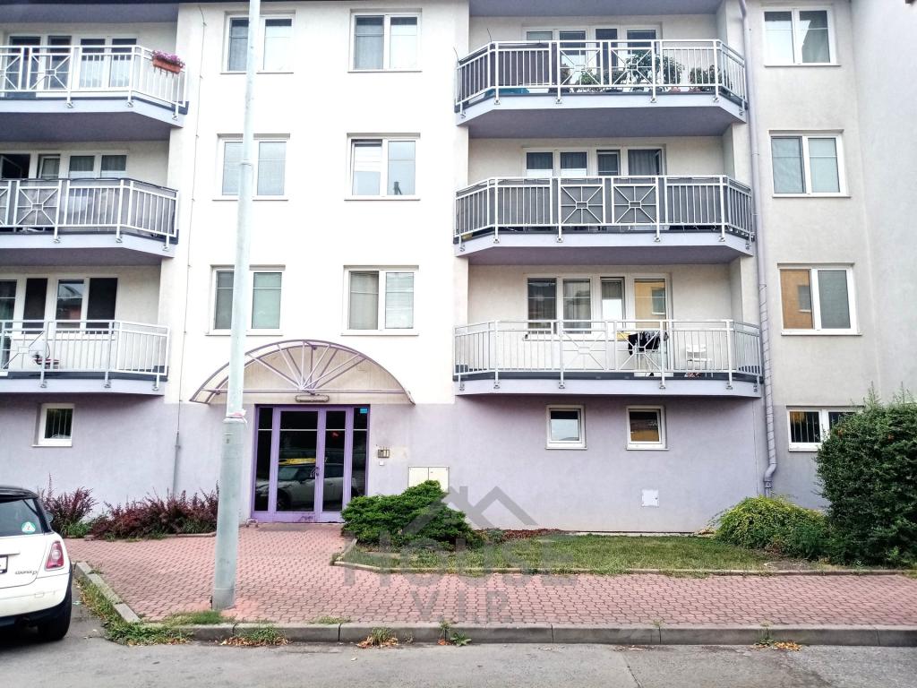 Prodej bytu 2+kk 66 m2, Praha – náhled fotky 17