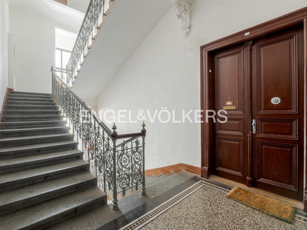 Pronájem bytu 3+1 126 m2, Praha – náhled fotky 11