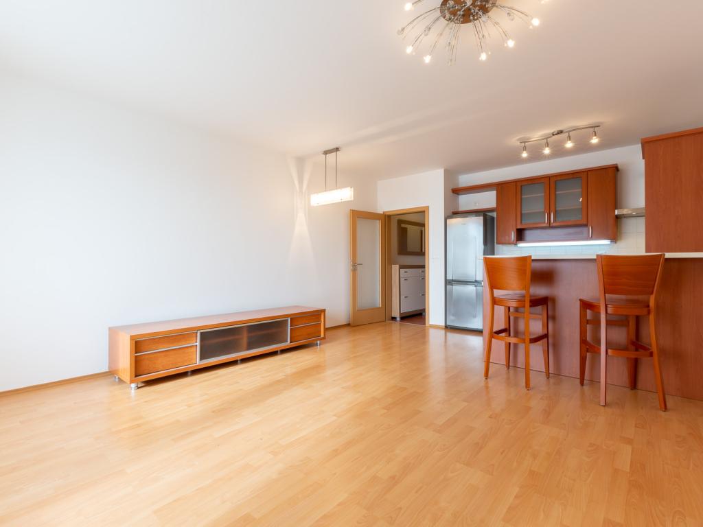 Pronájem bytu 2+kk 64 m2