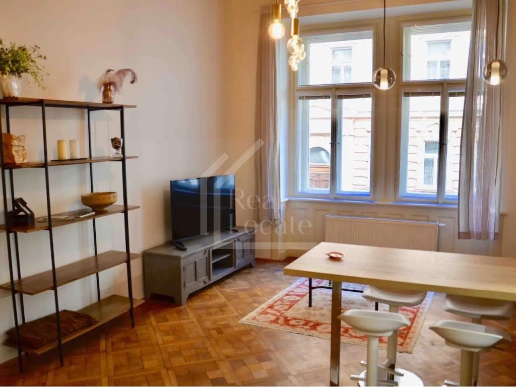 Pronájem bytu 2+kk 55 m2