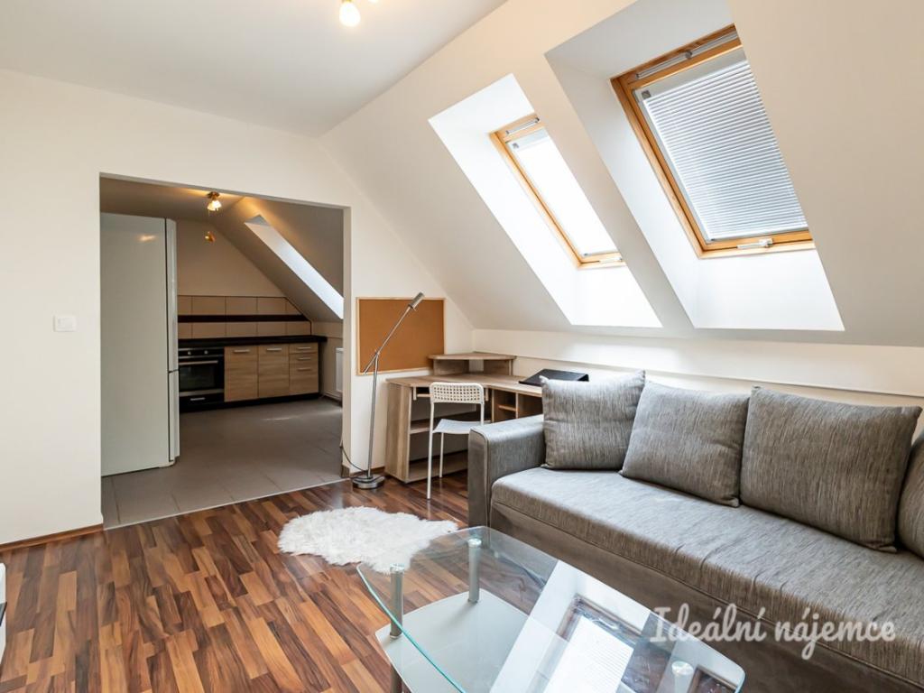Pronájem bytu 2+kk 50 m2
