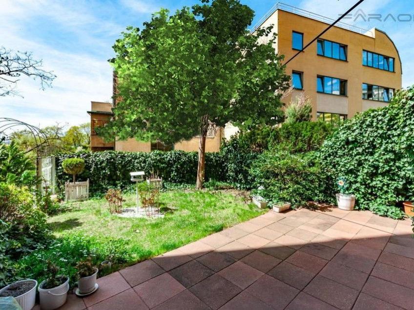 Pronájem bytu 2+kk 112 m2