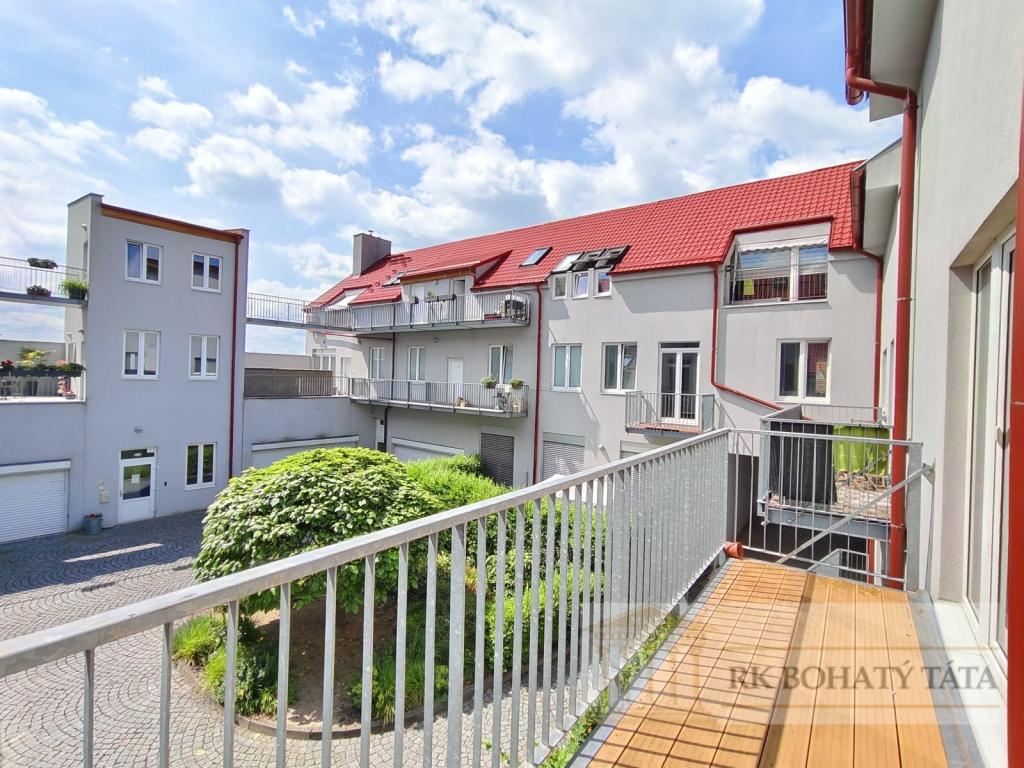 Pronájem bytu 3+kk 100 m2
