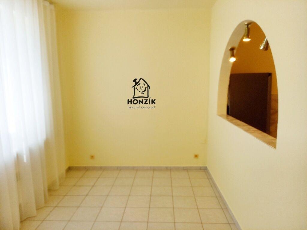 Pronájem bytu 1+1 60 m2