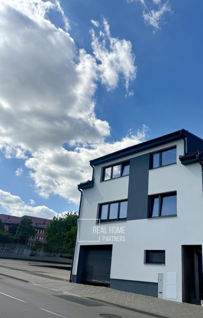 Prodej bytu 4+kk 170 m2, Ivančice – náhled fotky 15