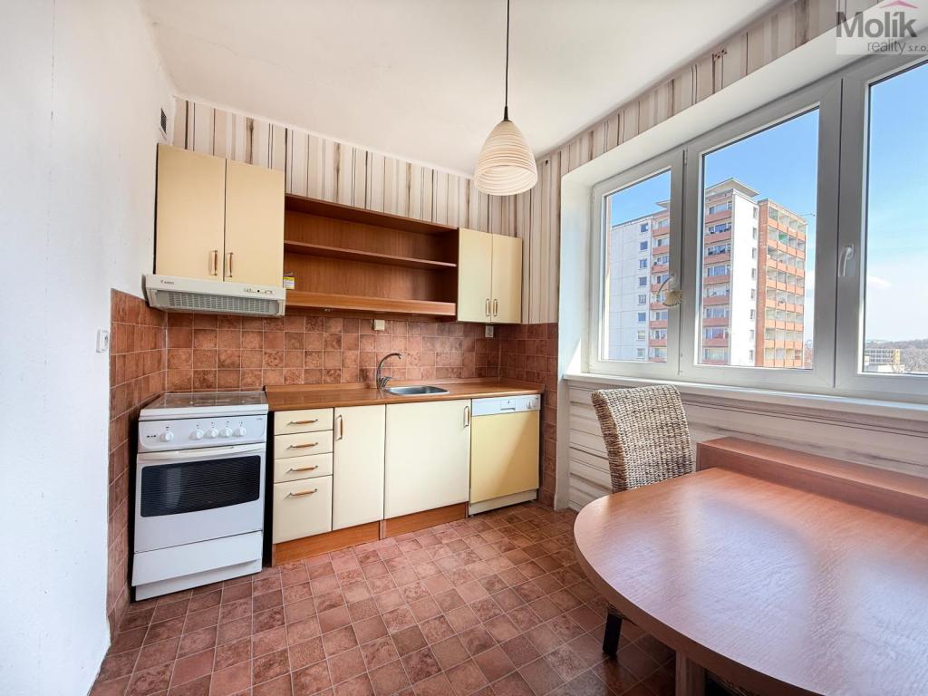 Pronájem bytu 2+1 52 m² – pohled 6
